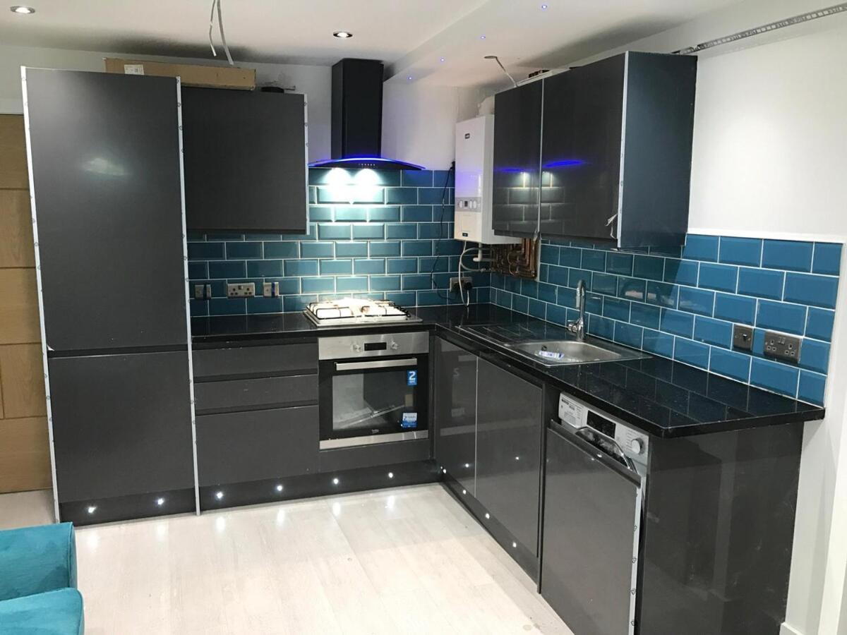 Charming 2-bed Flat In